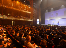 Ce vendredi 14 avril, avait lieu la cérémonie de remises des diplômes des ingénieurs de la promotion 2022 de lESTP Paris dont Fayat est le parrain, au Théâtre du Châtelet à Paris.