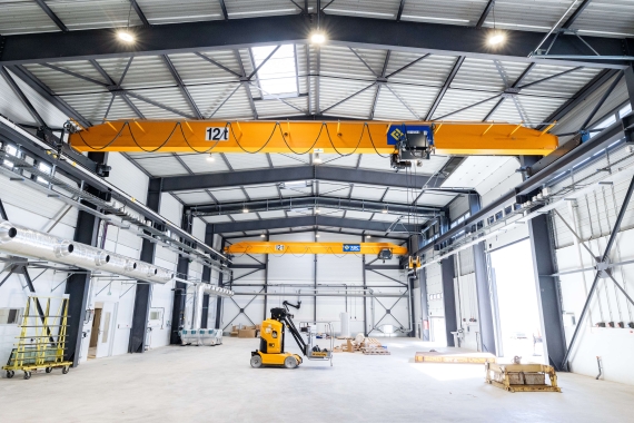 Installation de 12 équipements de levage et manutention dans la nouvelle usine EDF à Aix-en-Provence